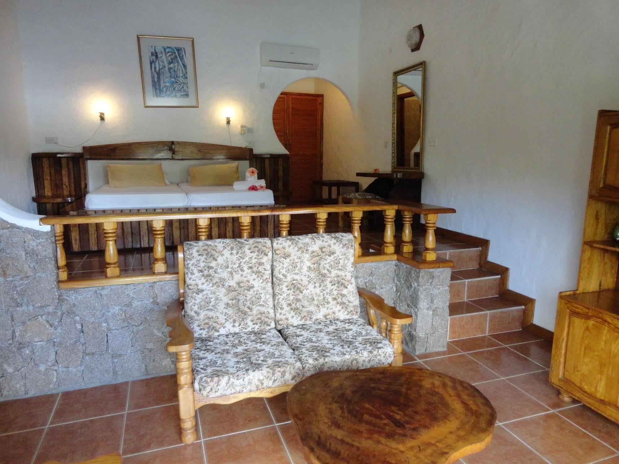 Lazare Picault Hotel Baie Lazare  Esterno foto